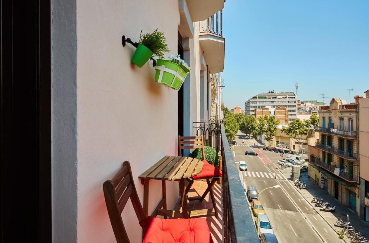 Lovely & Bright Bogatell Beach Apartment Barcelone Extérieur photo